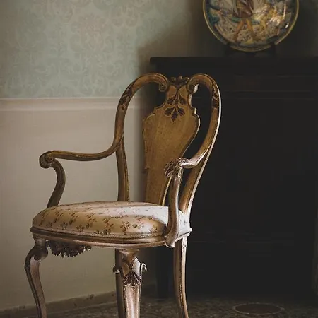 Hotel Dimora Ricci 2*