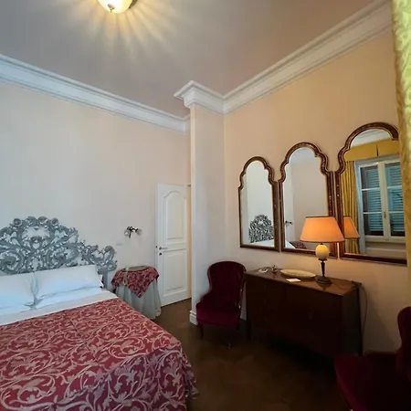 Dimora Ricci Hotel 2*